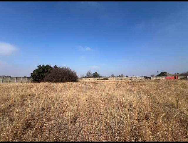 1,256M² VACANT LAND FOR SALE IN KOOKRUS